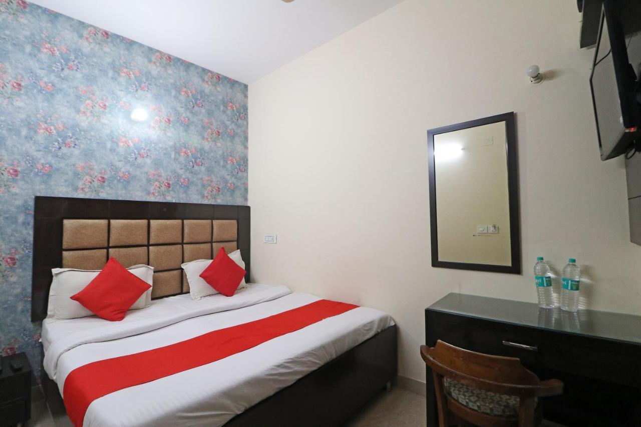 Hotel Westend Holiday Home 5 Mint From Nizamuddin Railway Station 新德里 外观 照片